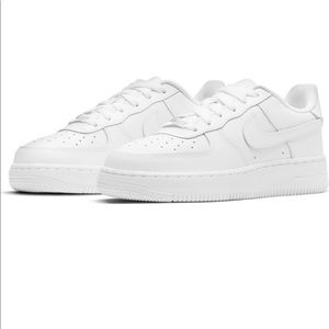 Kids size 5 AF1